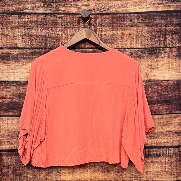 Forever 21 Coral V-neck Wrap Cropped flouncy short Sleeve Blouse Size XL - Picture 3 of 6